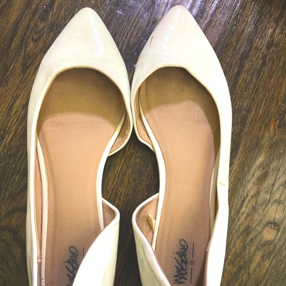 White flats